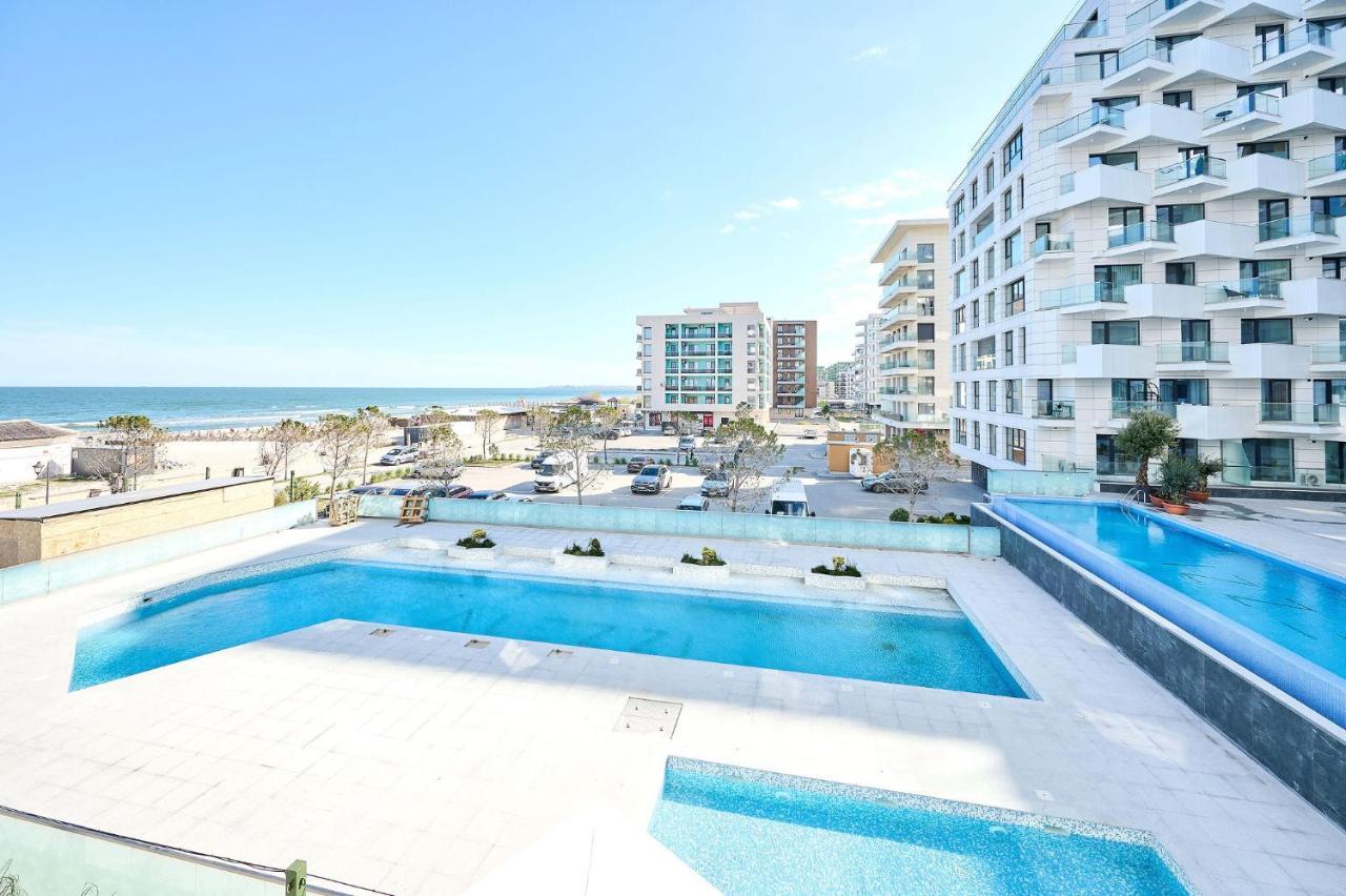 Vlezal Apartment Spa&Pool Beach Resort Mamaia Exteriör bild