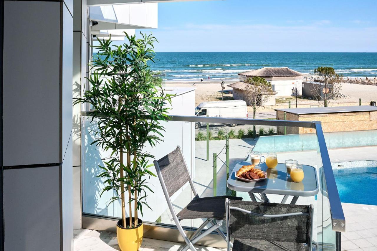 Vlezal Apartment Spa&Pool Beach Resort Mamaia Exteriör bild