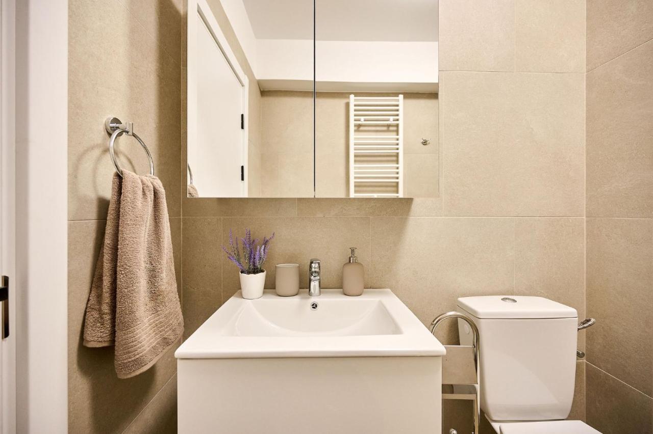 Vlezal Apartment Spa&Pool Beach Resort Mamaia Exteriör bild