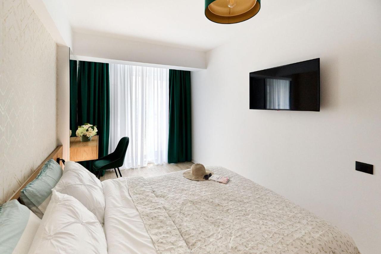 Vlezal Apartment Spa&Pool Beach Resort Mamaia Exteriör bild